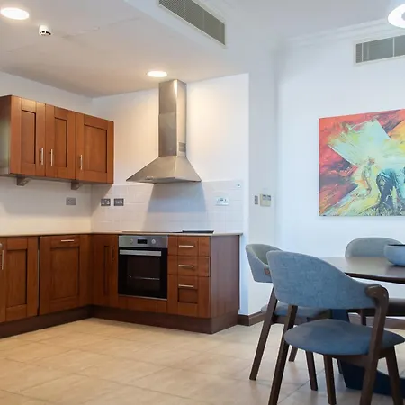 Luxury Pool View Flat L12 Appartamento *