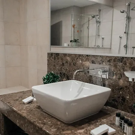 Luxury Pool View Flat L12 Appartamento Kouklia