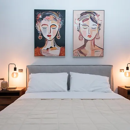 Luxury Pool View Flat L12 Appartamento *